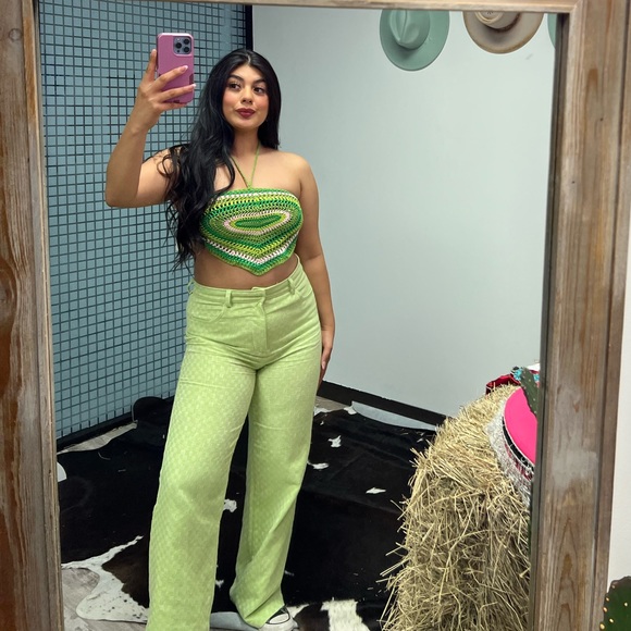 Green pants - Picture 4 of 4